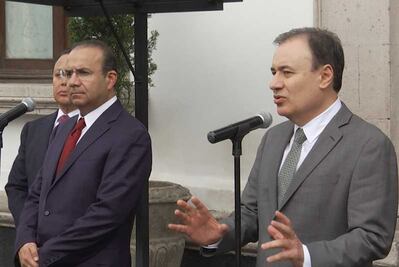 Alfonso Navarrete Prida y Alfonso Durazo, inician proceso de entrega-recepción en áreas de seguridad en Segob