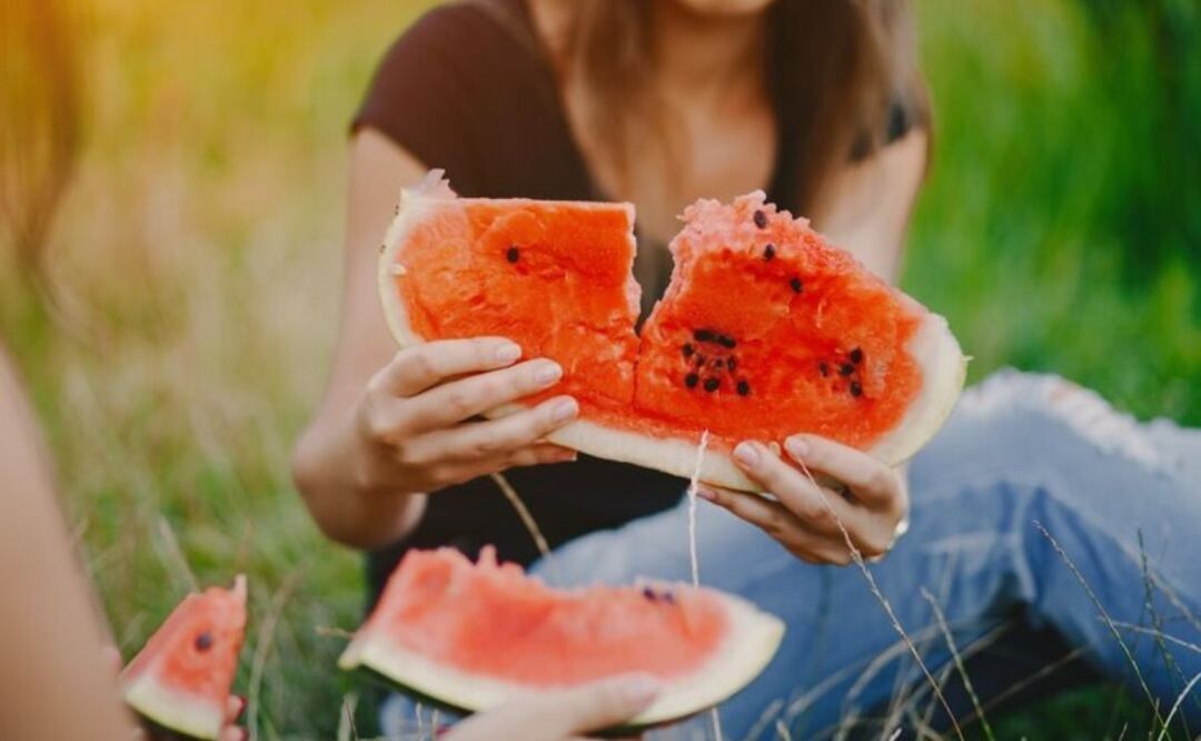 Consumir sandía y melón. Fuente: Freepik