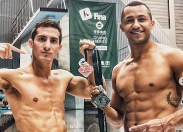 Clavadistas mexicanos ganan plata en Serie Mundial