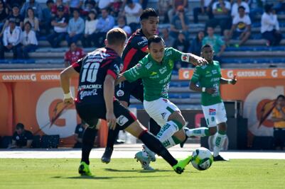 León derrota a Lobos BUAP y es líder