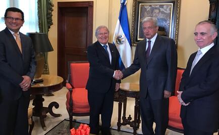 Presidente de El Salvador y AMLO intercambian elogios