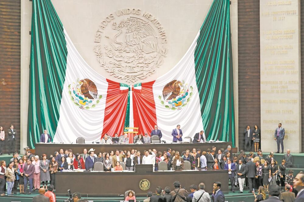 Diputados se aprueban dos Semanas Santas