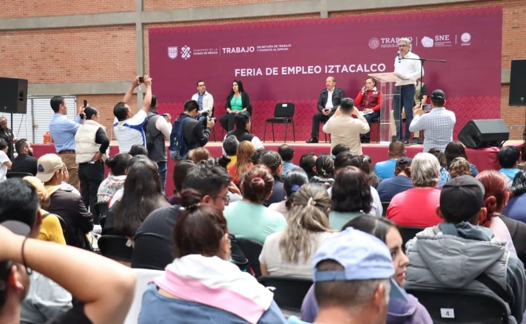 Durante la inauguración de esta feria también se firmó un convenio de colaboración entre la Secretaría de Trabajo. Foto: Especial