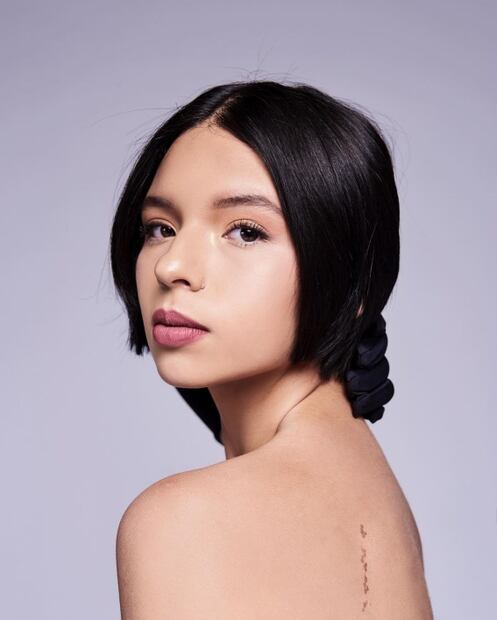 Así cantaba Ángela Aguilar a sus 3 años de la mano de sus abuelos