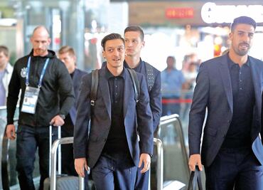 Invade la armada alemana