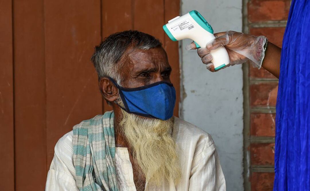 El número de muertos en India por coronavirus es de 7.73 por cada 100 mil habitantes, (Foto: AFP)