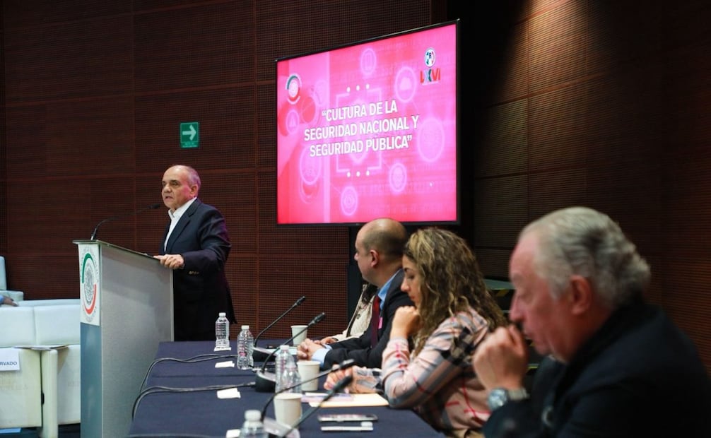 El senador priista Manuel Añorve durante el foro “Cultura de la Seguridad Nacional y la seguridad pública” este lunes 8 de diciembre de 2025 en la Cámara de Senadores. Foto: Especial
