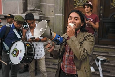 Suspenden partido de Arévalo en Guatemala