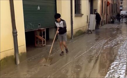 Yuki Tsunoda, piloto de la Fórmula 1, ayuda en labores de limpieza en Italia tras cancelación del GP de Ímola