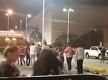 Matan en Cancún a 2 agentes ministeriales y a su hijo