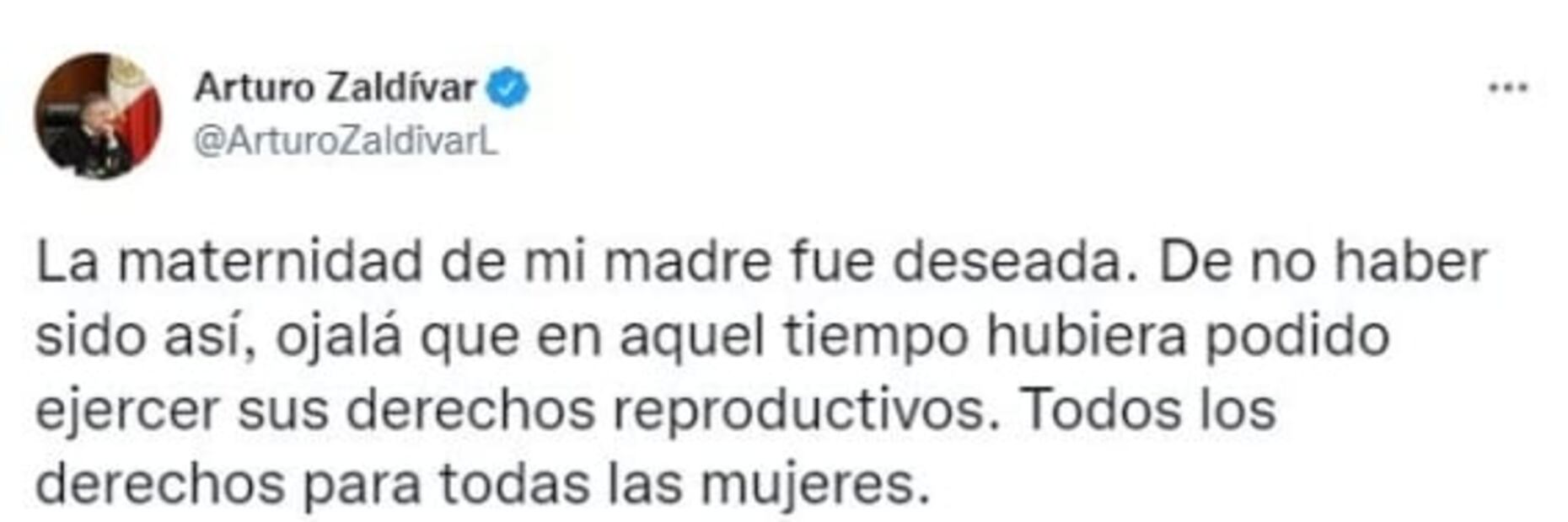 "Si su mamá hubiera abortado no habría sido presidente"; senadora increpa a Zaldívar; él se defiende 