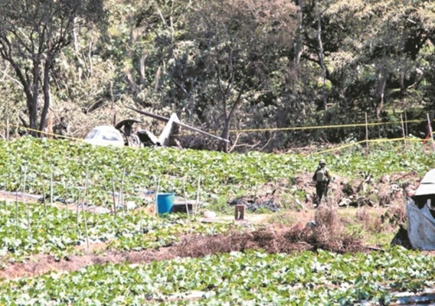 Se estrella nave de la FAM en Veracruz; mueren 6 militares