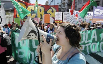 Tras negativa del Senado al aborto legal en Argentina, buscarán despenalizarlo