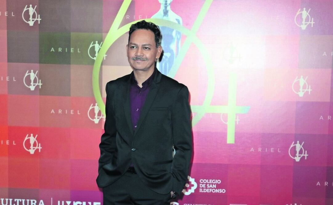 “La serie es el epicentro donde vive toda esta tribu de disidentes que se enfrentan a la homofobia y la llegada del sida”, adelanta Contreras. Foto: Clasos