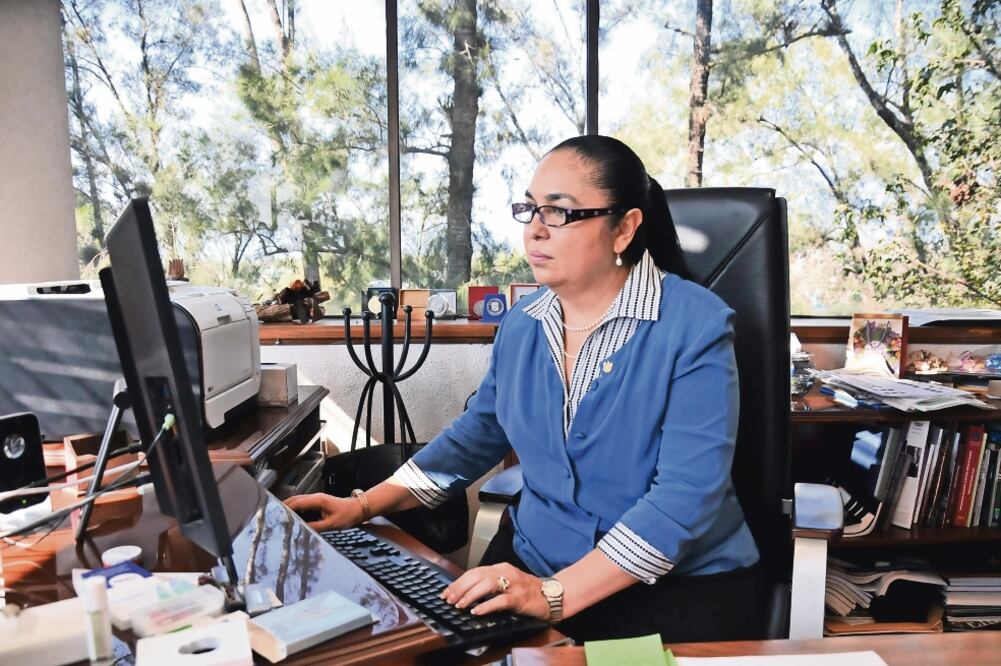 Sara Ladrón domina el español, el francés, inglés, italiano y el portugués. Fue directora del Museo de Antropología de Xalapa y es Maestra en Historia del Arte y Antropología (MIGUEL CARMONA. EL UNIVERSAL)