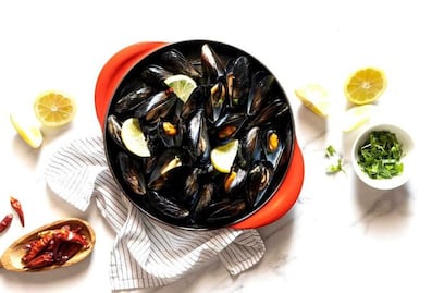 Prepara mejillones borrachos al grill