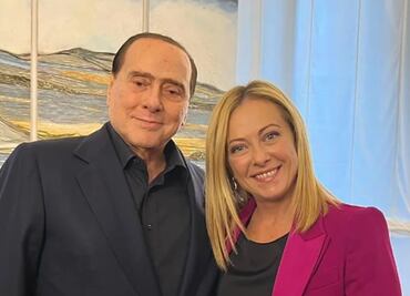 “Putin me envió 20 botellas de vodka y una carta muy dulce”, afirma Berlusconi exprimer ministro italiano