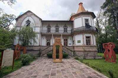 Homenaje póstumo al muralista Alfredo Zalce en Michoacán