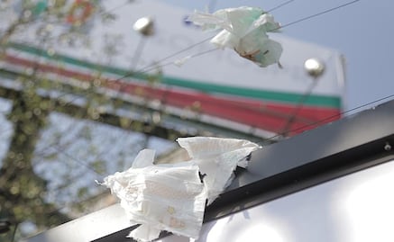 Ciudadanos ofrecen pañales a Arne para seguir con #pañalazo 