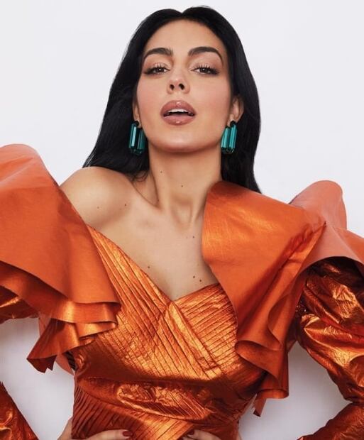 Georgina, esposa de Cristiano Ronaldo va elegante al Mundial