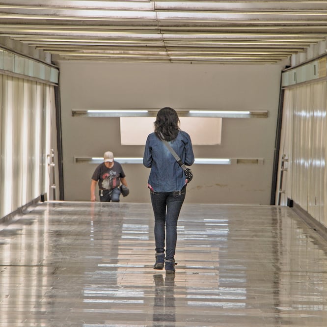 Mesa especial. Las usuarias del Sistema de Transporte Colectivo Metro podrán acudir a la Fiscalía General de Investigación, donde continuará la atención. ARCHIVO EL UNIVERSAL