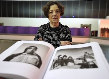 FOTOS: Graciela Iturbide, la mexicana que sigue fotografiando al mundo con su cámara análoga