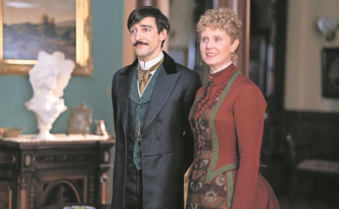 Nixon interpreta a la tía de la protagonista, una mujer conservadora de 1880. Foto: HBO