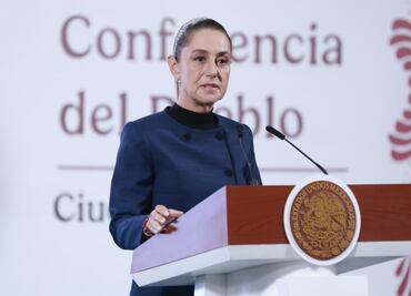 Sheinbaum advierte hasta denuncias penales contra farmacéuticas que incumplan con la entrega de medicamentos