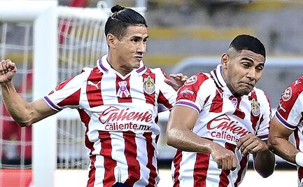 Uriel Antuna y Gilberto Sepúlveda, titulares ante Necaxa