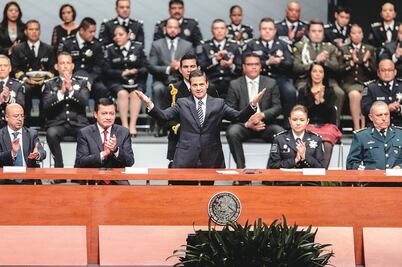 Peña Nieto llama a construir un México seguro