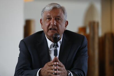 Daremos cachetada con guante blanco a política neoliberal: AMLO
