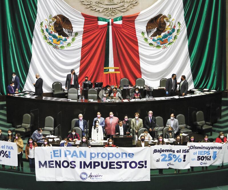 La Cámara Baja turnó al Senado el dictamen de reforma a la Ley Federal de Derechos, el cual aprobó ayer.