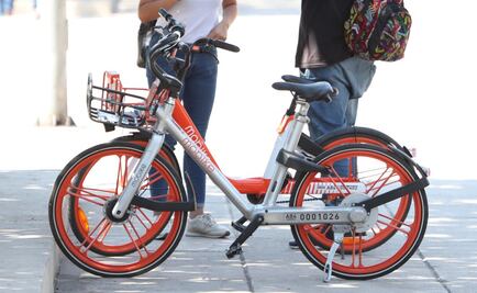 Vecinos piden a Semovi atender sus peticiones ante bicis y scooters sin anclaje