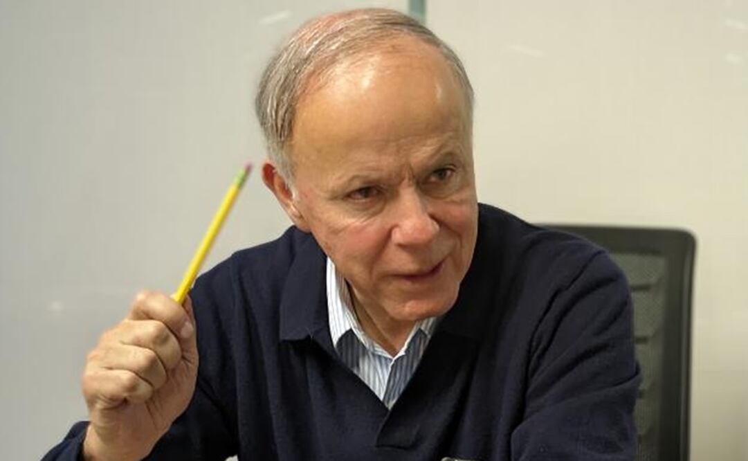 Este 23 de octubre, inicia una etapa en su vida profesional, con las transmisiones simultáneas de su programa de radio y televisión “Ciro por la Mañana”, desde Madrid, España y la Ciudad de México. Foto: Adrián Ponce