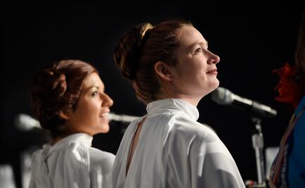 Fans de “Star Wars” homenajean a Carrie Fisher 