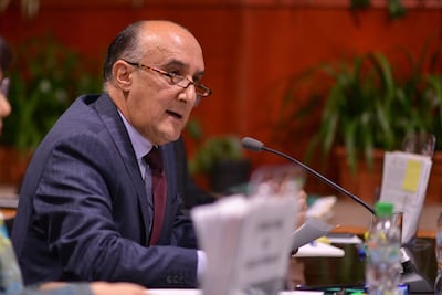 Suman 13 denuncias por desvíos en Salud de Veracruz