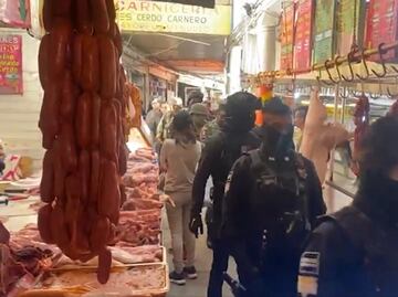 Refuerzan operativos en la Central de Abasto de Puebla para combatir robos; comerciantes enfrentan pérdidas económicas