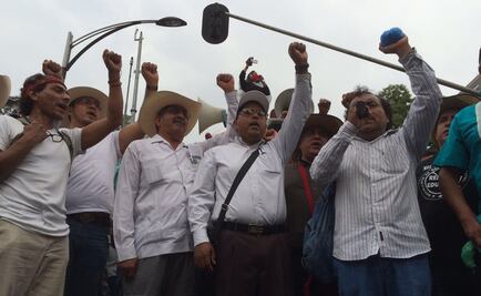 CNTE consigue promesa de mesa de diálogo y no desalojo