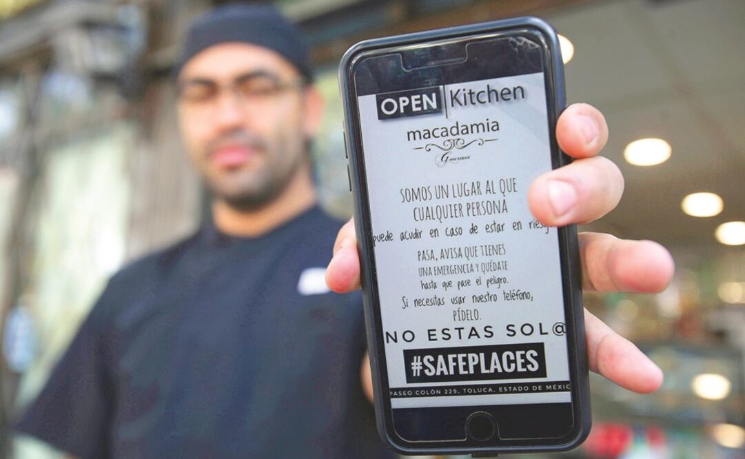 Daniel Flores Huerta, jefe de cocina de Open Kitchen, en la vía Colón, es uno de los impulsores de esta propuesta entre los locatarios toluqueños. JORGE ALVARADO. EL UNIVERSAL