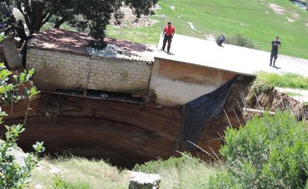 Afectados por socavón en Nicolás Romero no reciben ayuda