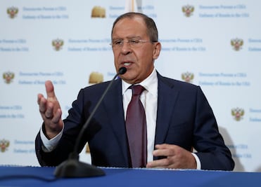 Interferencia rusa en política de EU es una "invención": Lavrov