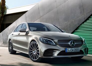 Daimler anuncia recortes salariales por crisis de Covid-19