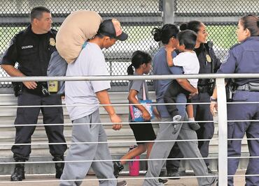 Casi 6 millones de inmigrantes ingresaron a EU durante gobierno de Biden; realizó más de 2.5 de expulsiones bajo Título 42