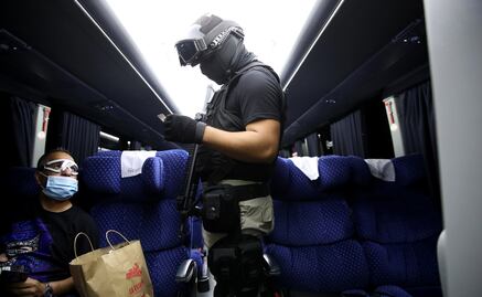 Denuncian 12 retenes ilegales en carreteras de Sonora; temen a supuestos policías sin identificaciones