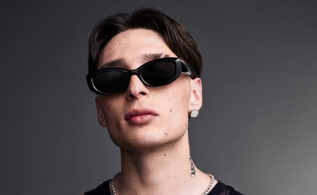 El cantante fue reconocido durante la entrega de los latin Billboard.