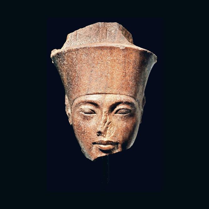 Tallada en cuarcita, la pieza al “Rey Niño” adoptando la forma del dios egipcio Amon. ESPECIAL