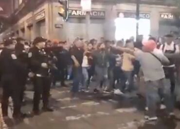 VIDEO: Se registran actos de violencia durante el concierto de Grupo Firme en el Zócalo
