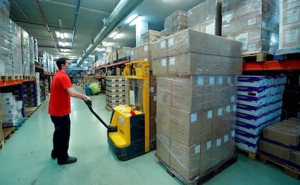 España anuncia compra de material médico contra el coronavirus a China