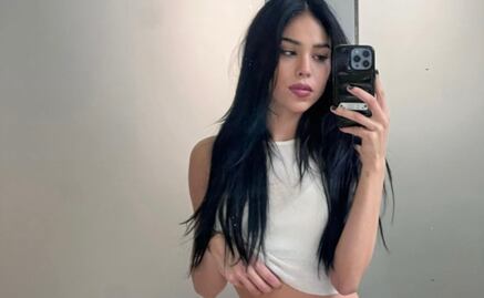 Danna Paola luce vestido transparente con panties de tiro alto