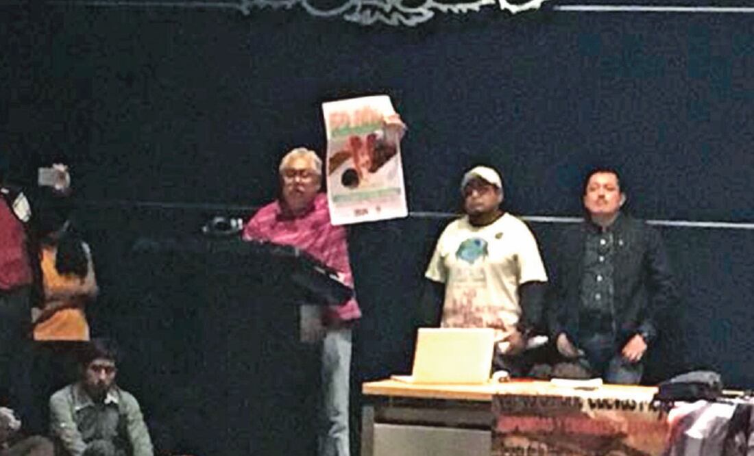 En el auditorio Antonio Caso se realizó la asamblea estudiantil para tratar de definir el pliego petitorio. (PEDRO VILLA Y CAÑA. EL UNIVERSAL)